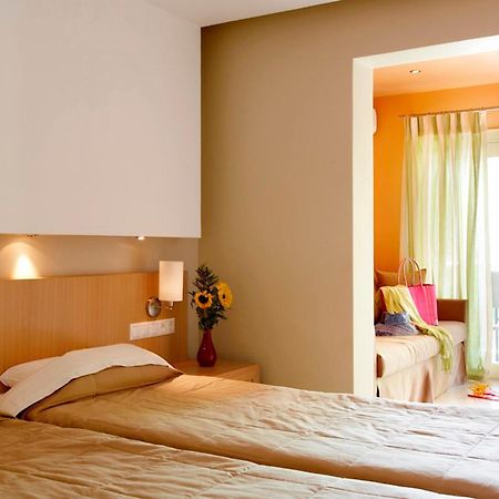Astoria Hotel Трулос Екстер'єр фото