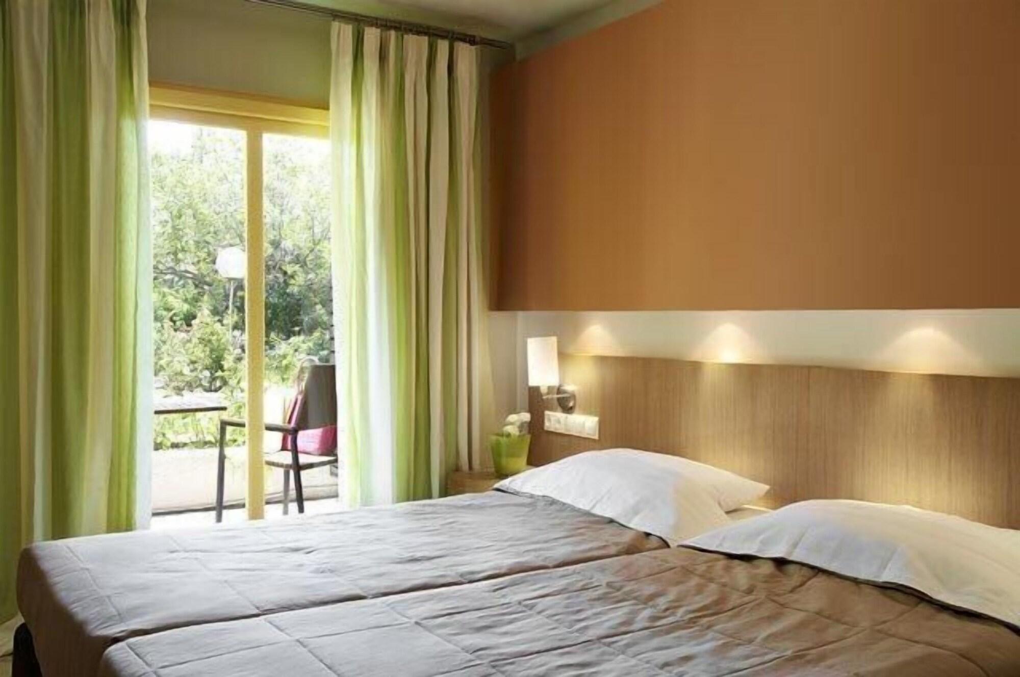 Astoria Hotel Трулос Екстер'єр фото